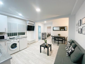 GMC Turistics - La Casita de Atarazanas, Malaga